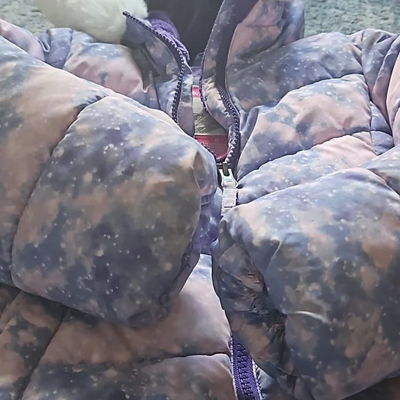 Girls puffer winter jacket - Picture 3 of 4